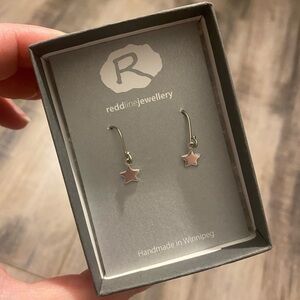 Brand New Silver Star Earrings